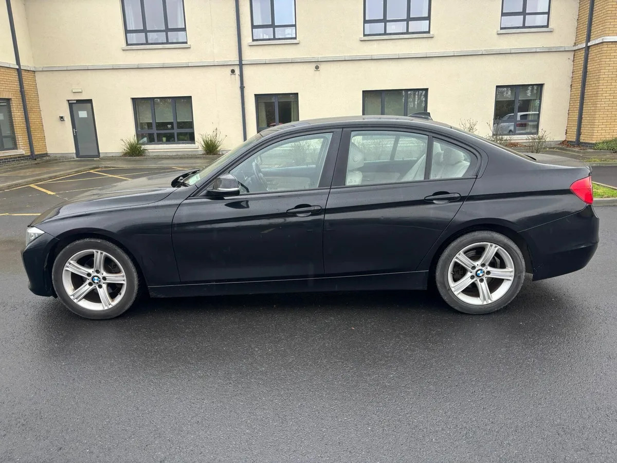 Bmw 3 series - Image 4
