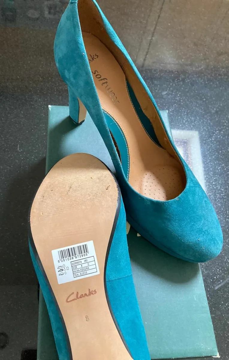 Clarks Ladies Teal Genuine Leather Suede Shoes - Image 1