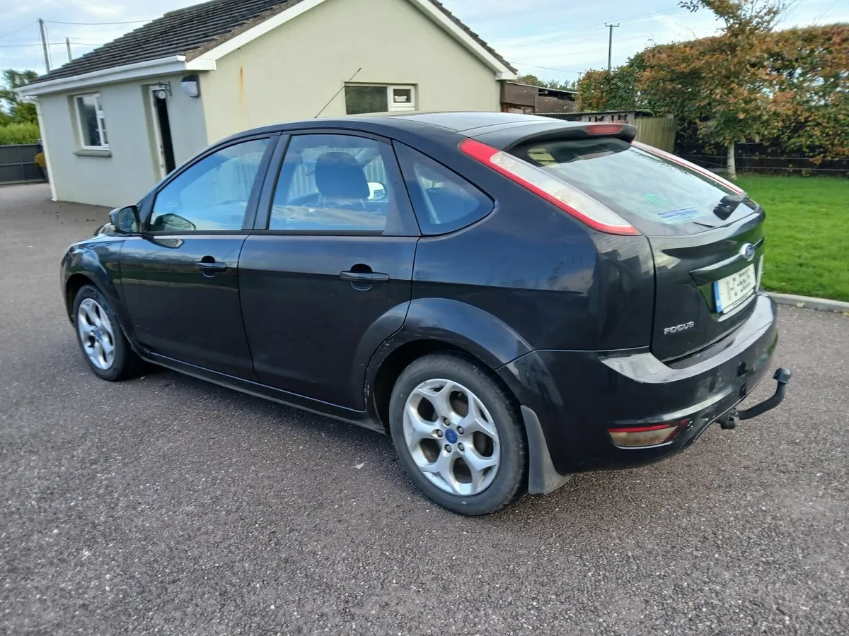 Ford Focus 2011 - Image 4