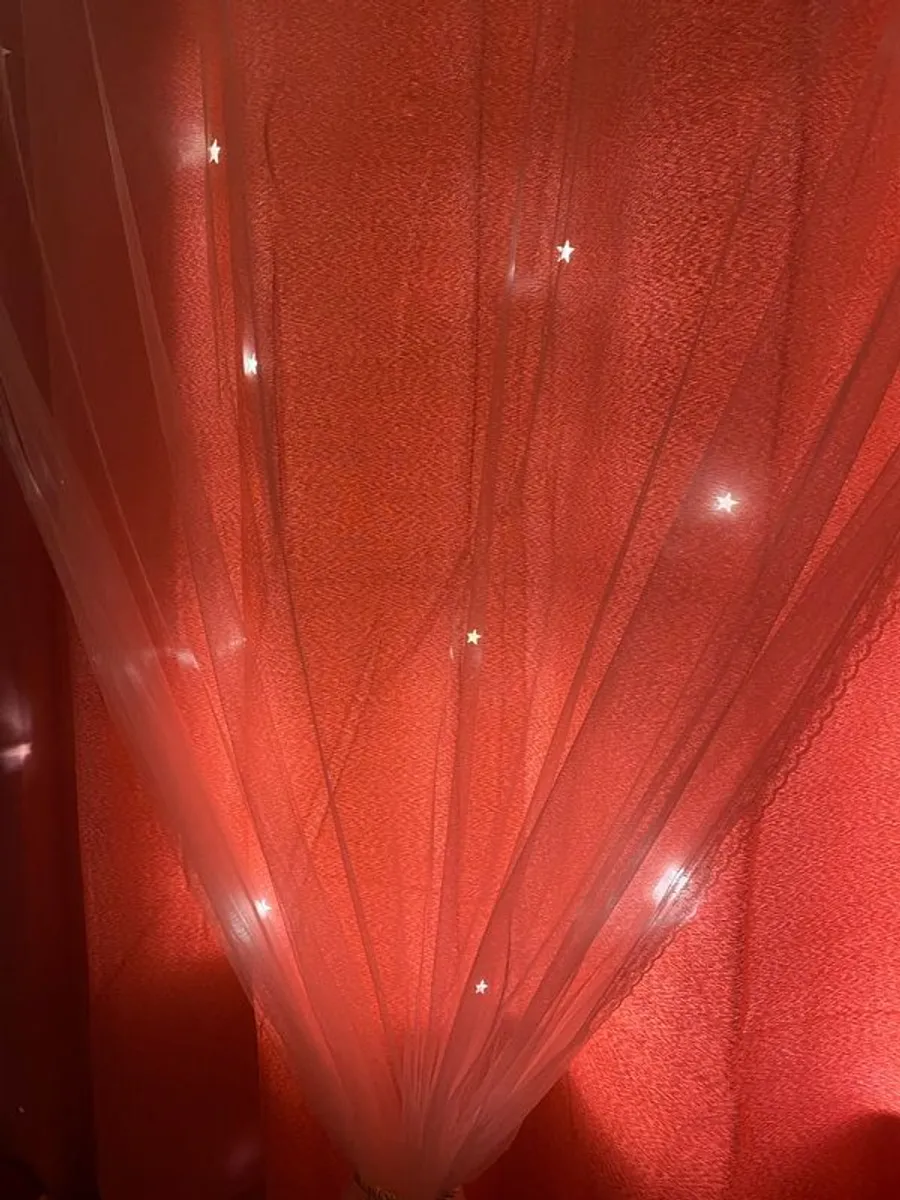 beautiful pink black out curtians w60/ 80 - Image 4