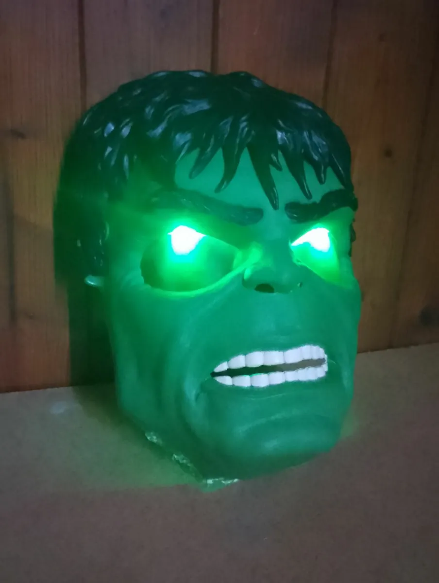 Halloween Hulk mask with light - Image 1