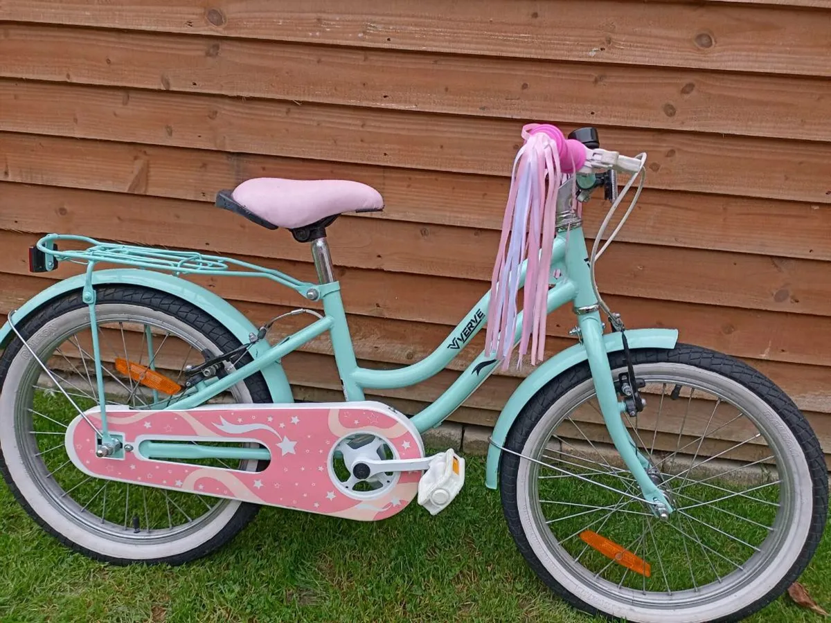 Kids verve star bike size 18 inch wheels - Image 1