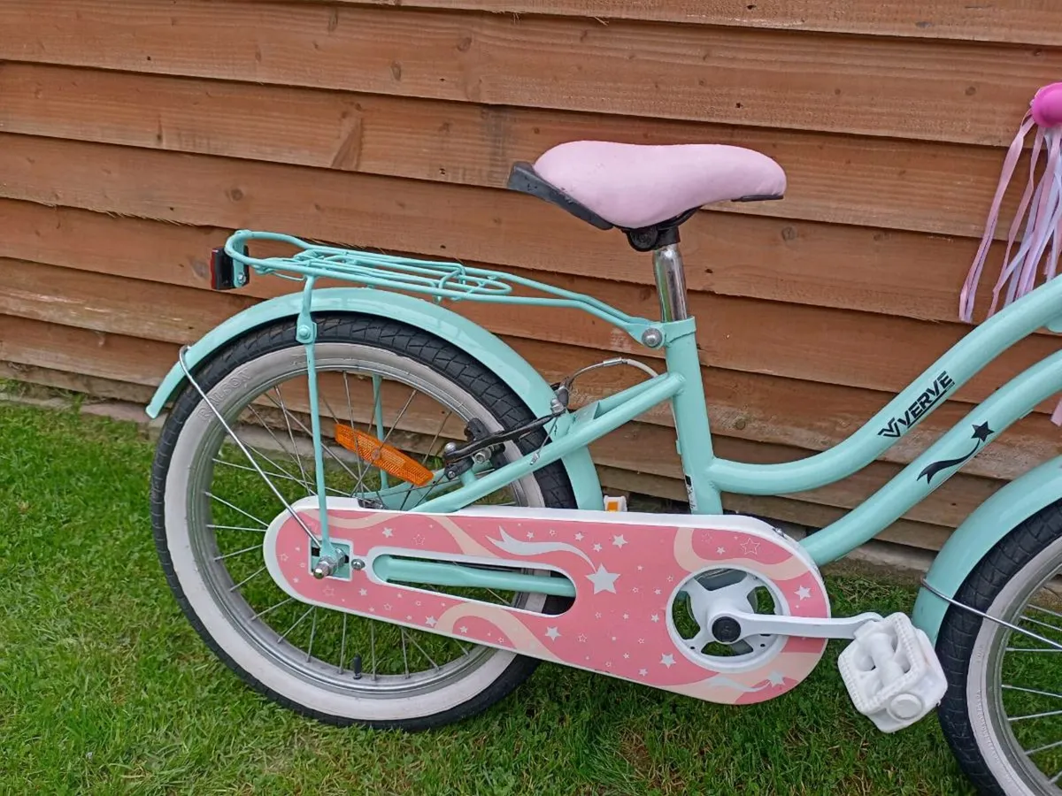 Kids verve star bike size 18 inch wheels - Image 3