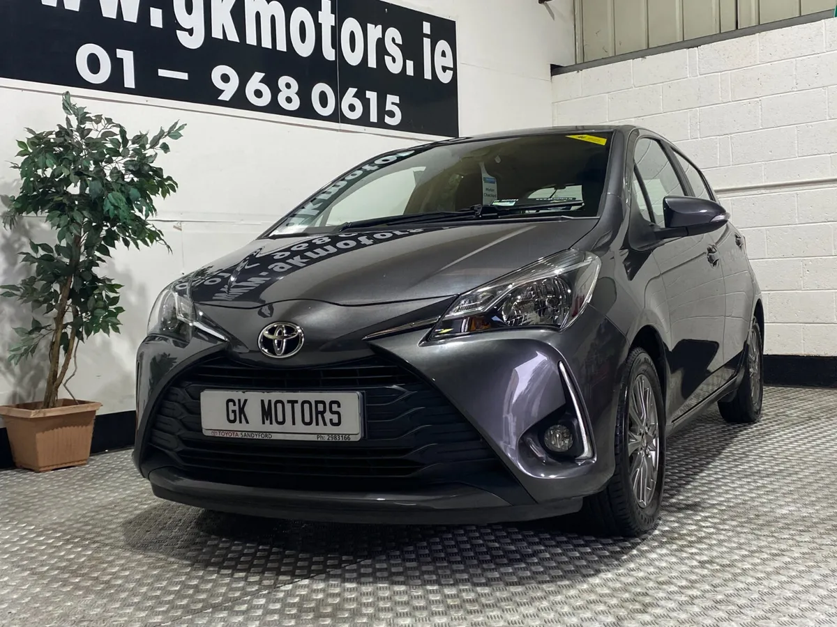 Toyota Yaris 2019///VERY LOW KLMS//// - Image 2