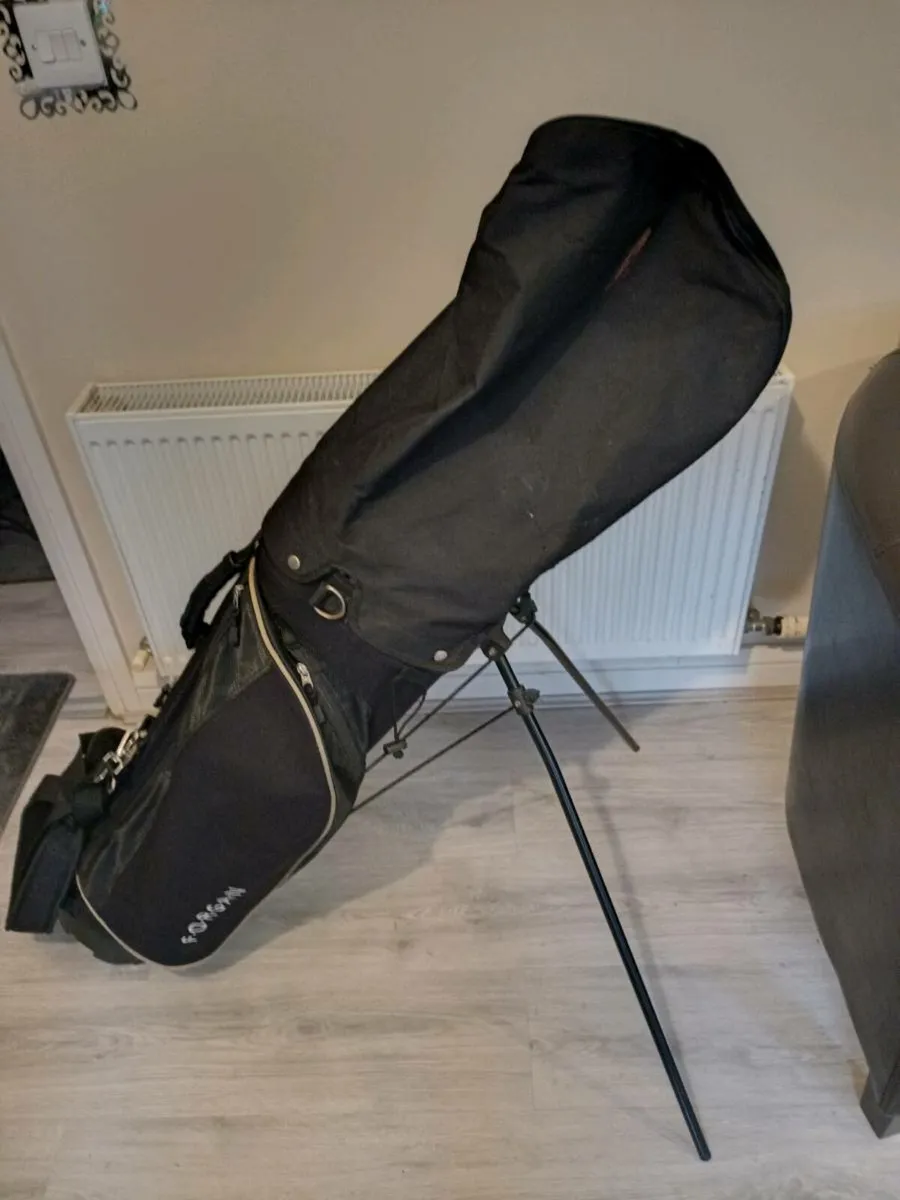 Forgan golf bag with stand. - Image 1