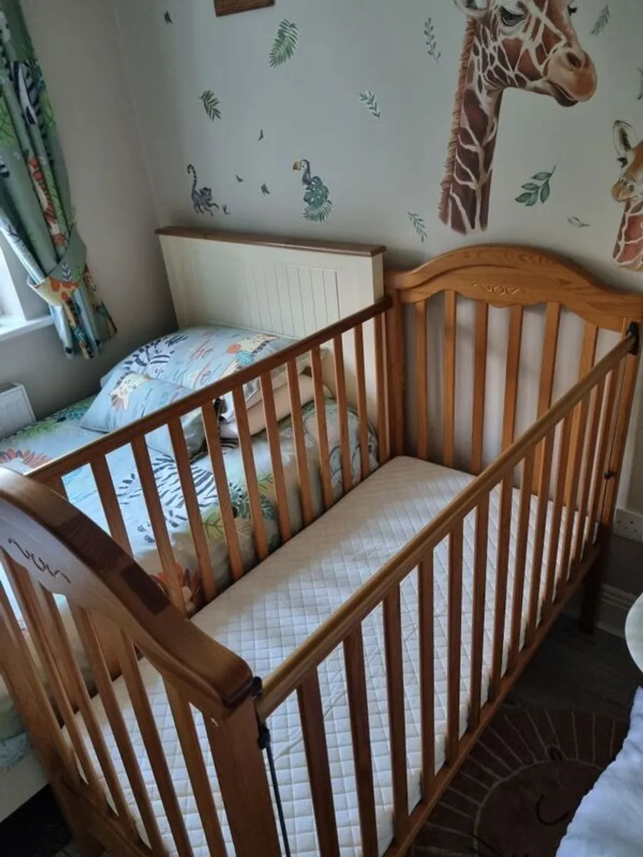vintage baby cot - Image 1