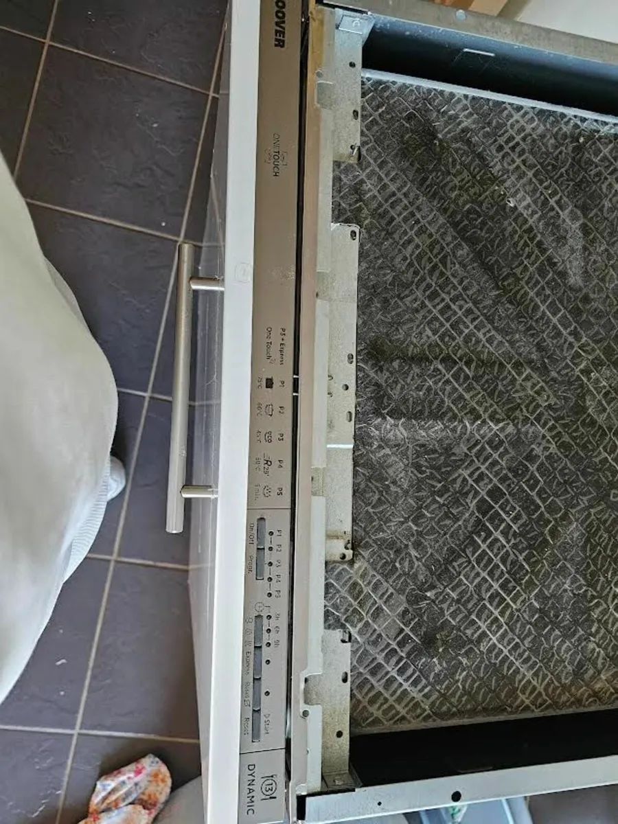 Integrated Dishwasher - never used - Image 4