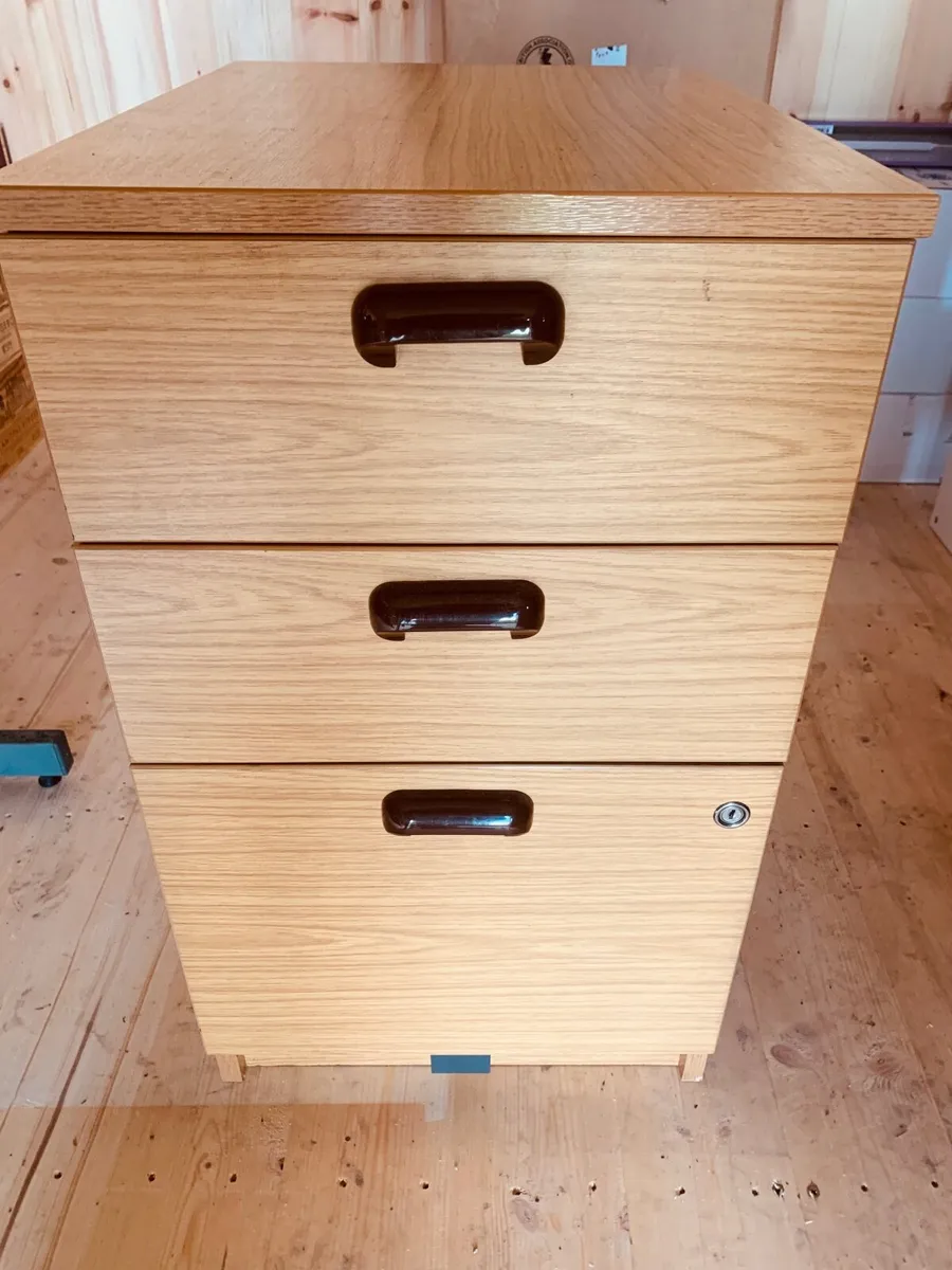 3 drawer office filing unit