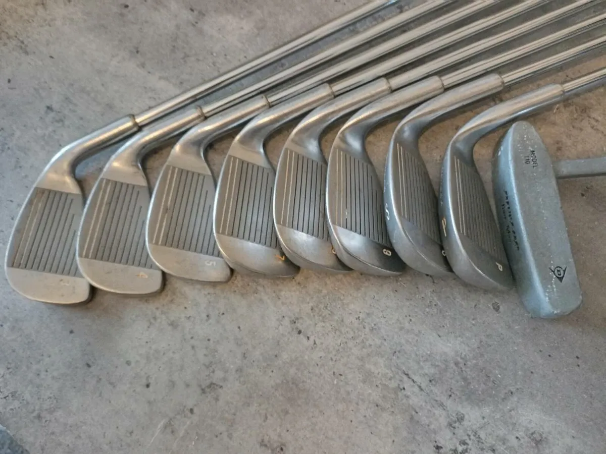 Dunlop golf irons and putter. Left handed clubs - Image 4