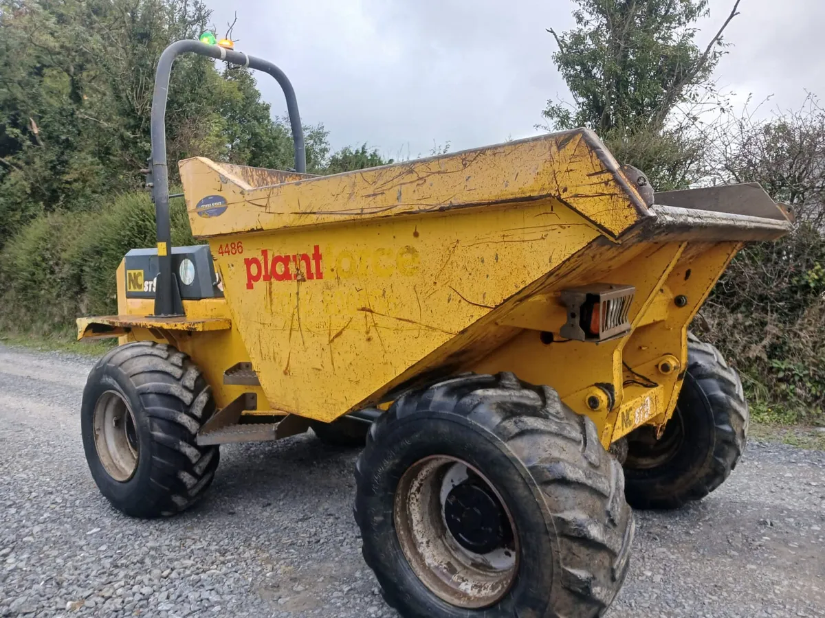 2016 Nc 9 tonne dumper - Image 1