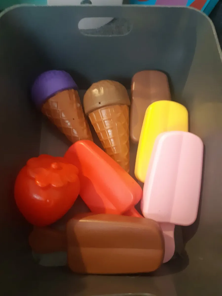 Wooden Icecream Cart - Image 2