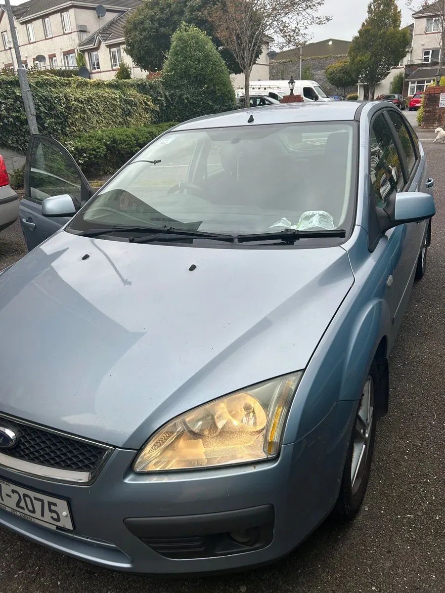 Ford Focus 2007 LX – Reliable & Economical - Image 1