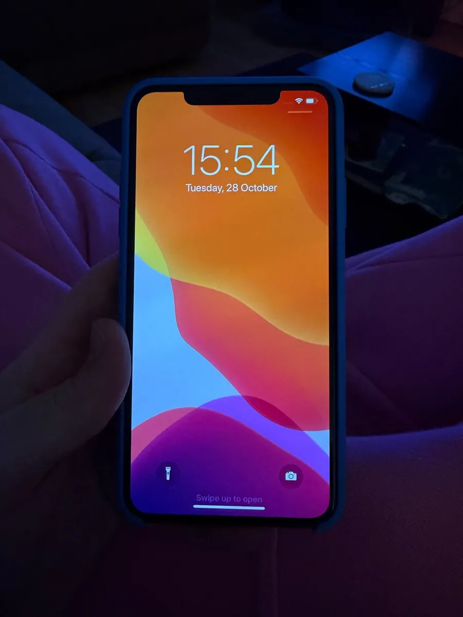 iPhone 11 Pro Max - Image 1