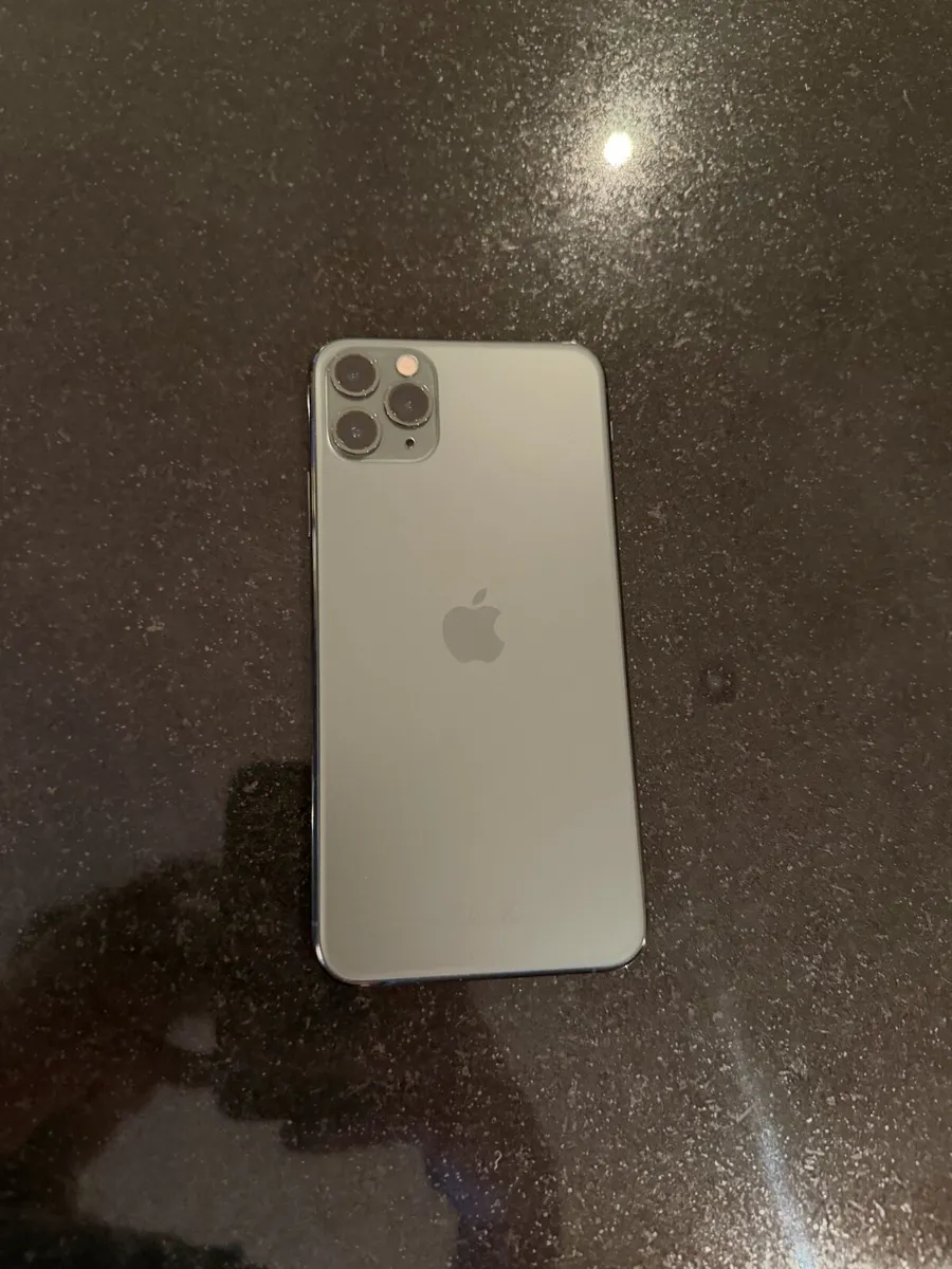 iPhone 11 Pro Max - Image 4