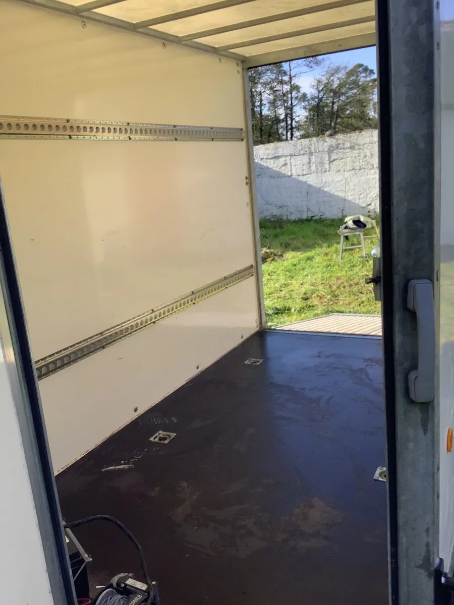 Box trailer Ifor Williams - Image 2