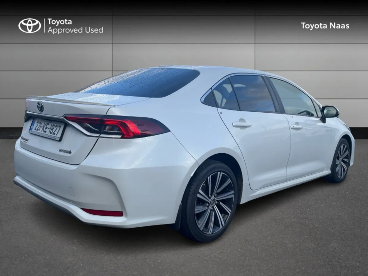 Toyota Corolla COROLLA HYBRID LUNA SPORT - Image 2