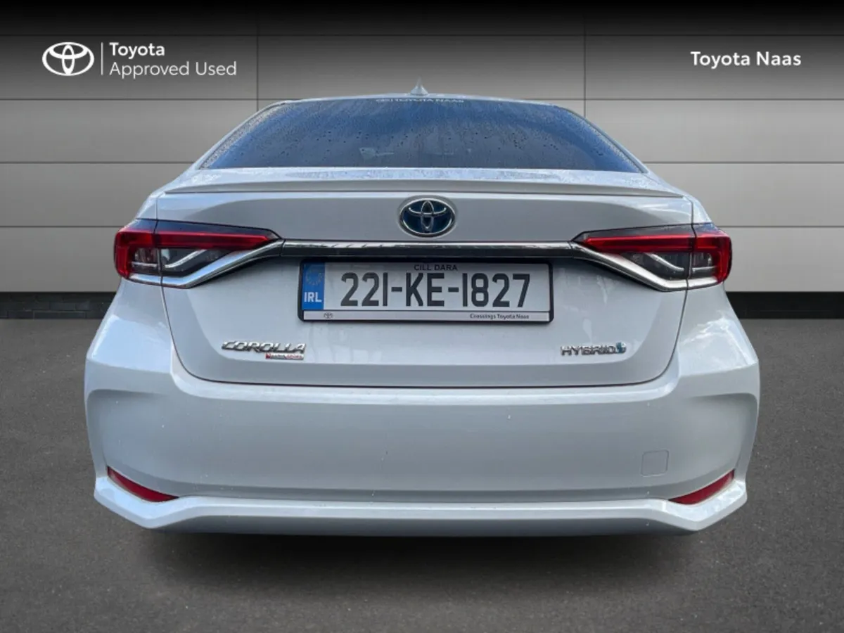 Toyota Corolla COROLLA HYBRID LUNA SPORT - Image 4