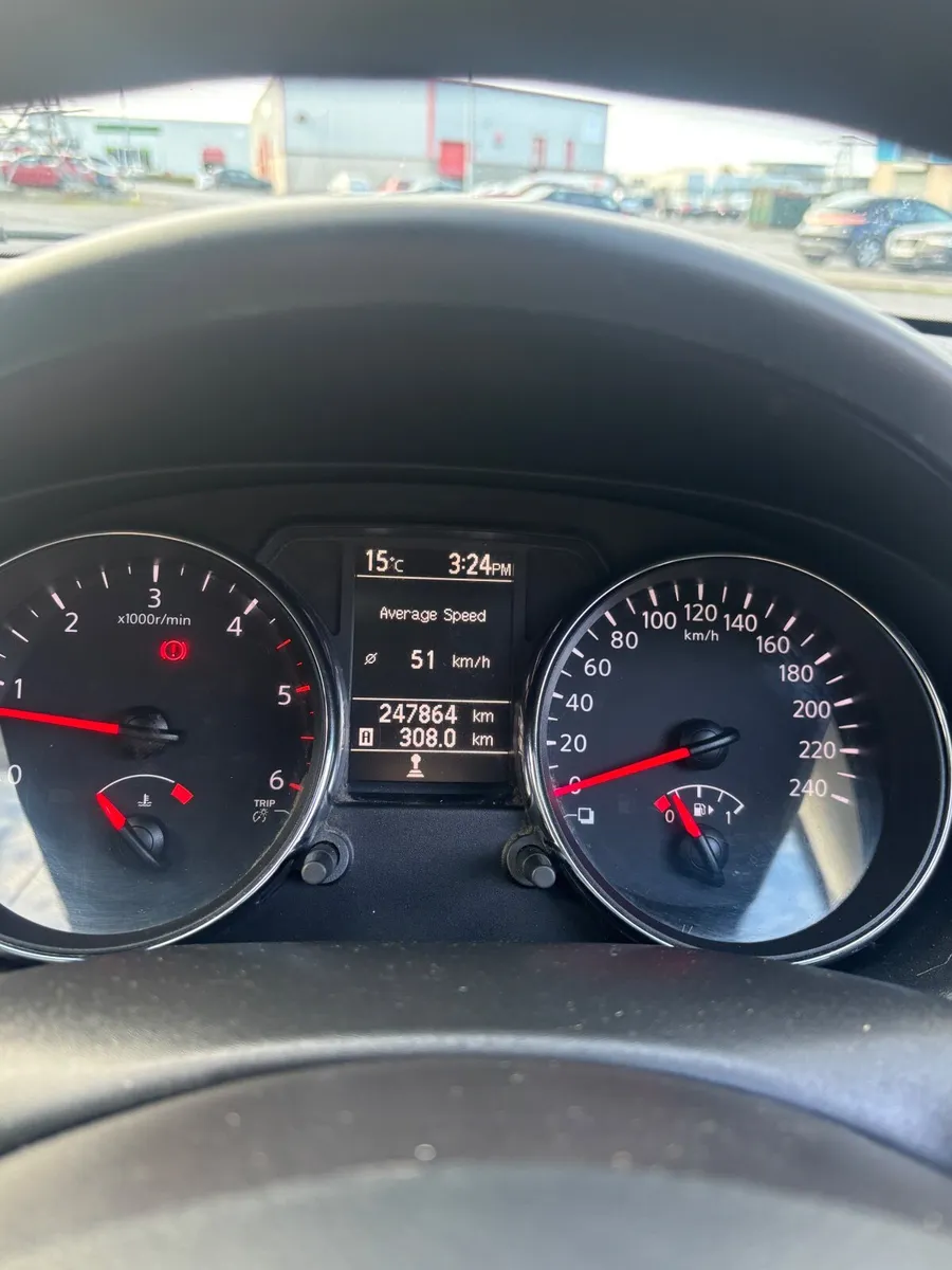 Nissan Qashqai 1.5d NCT May 26 + Tax Feb 26 mint - Image 2