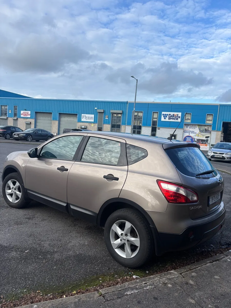Nissan Qashqai 1.5d NCT May 26 + Tax Feb 26 mint - Image 4