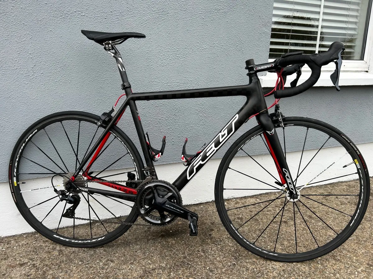 Racing bike - Image 1