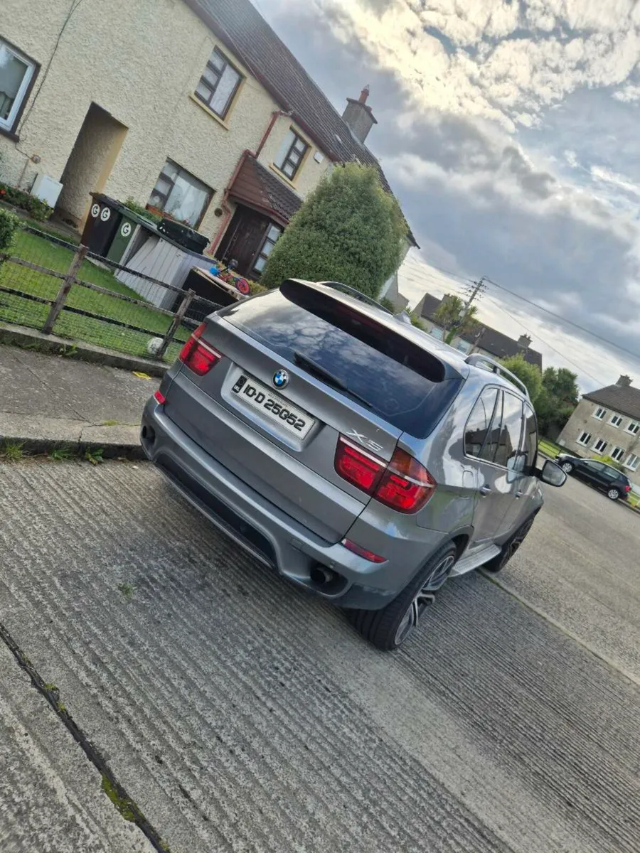 Bmw x5 - Image 2