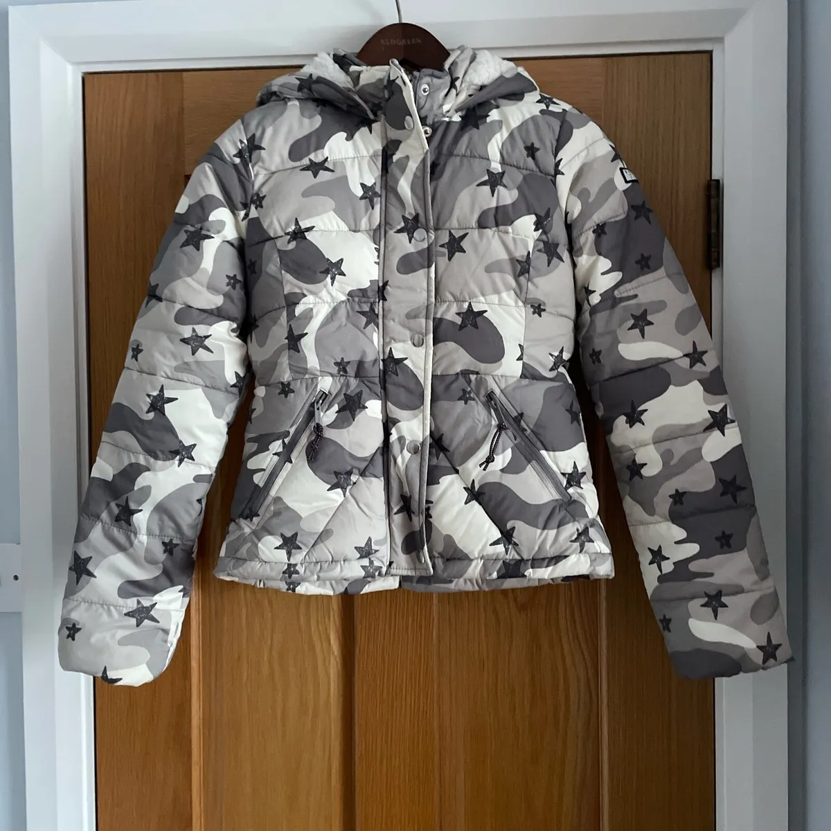 Hollister puffer jacket - Image 1