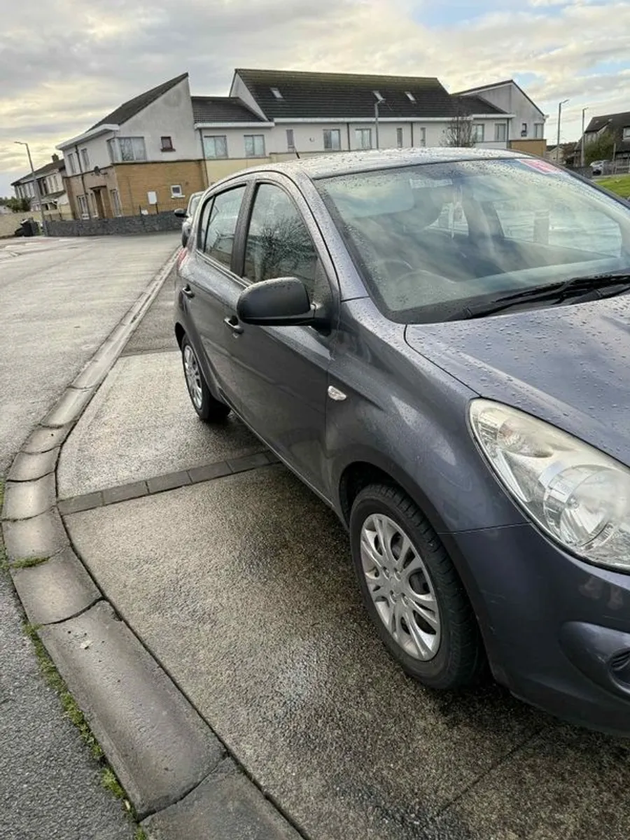 2010 Hyundai I20 - Image 2