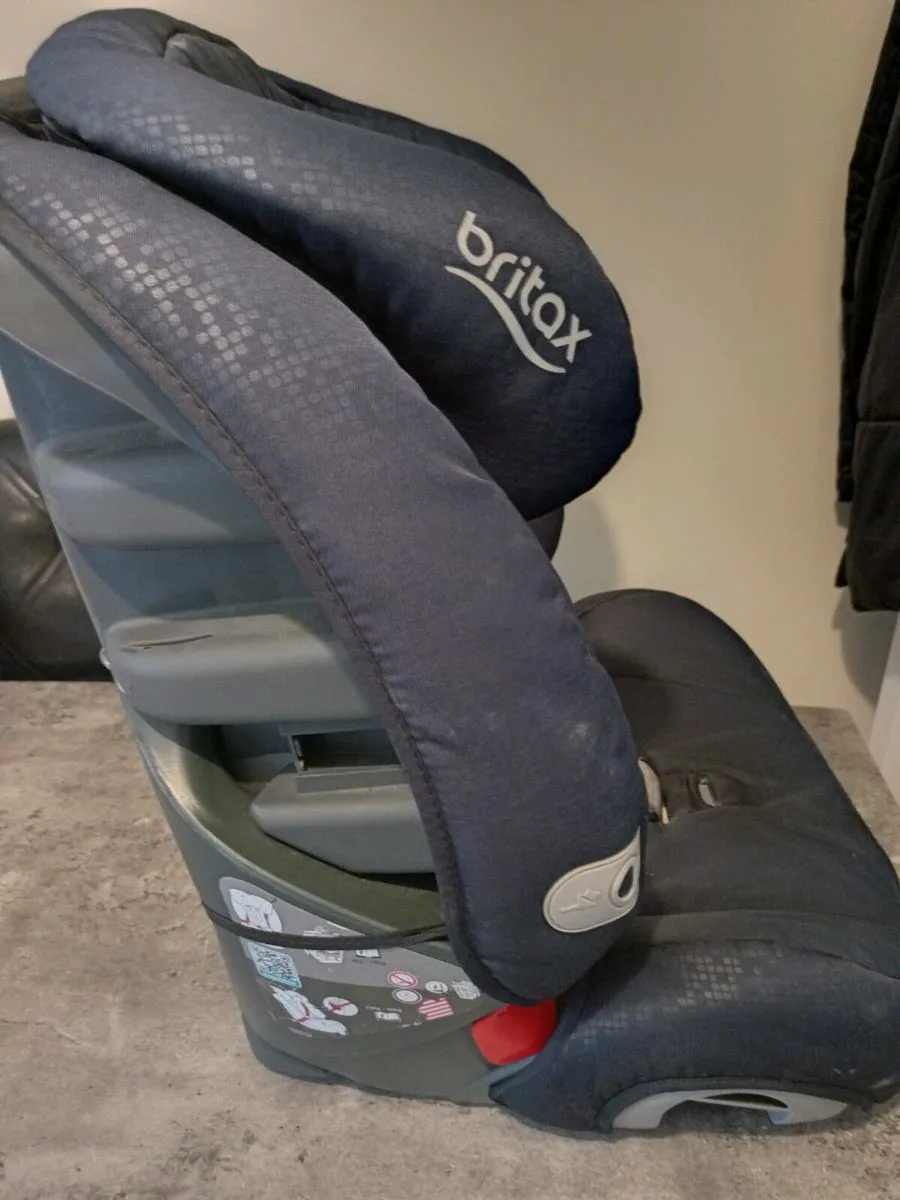 Britax kids booster seat. - Image 3