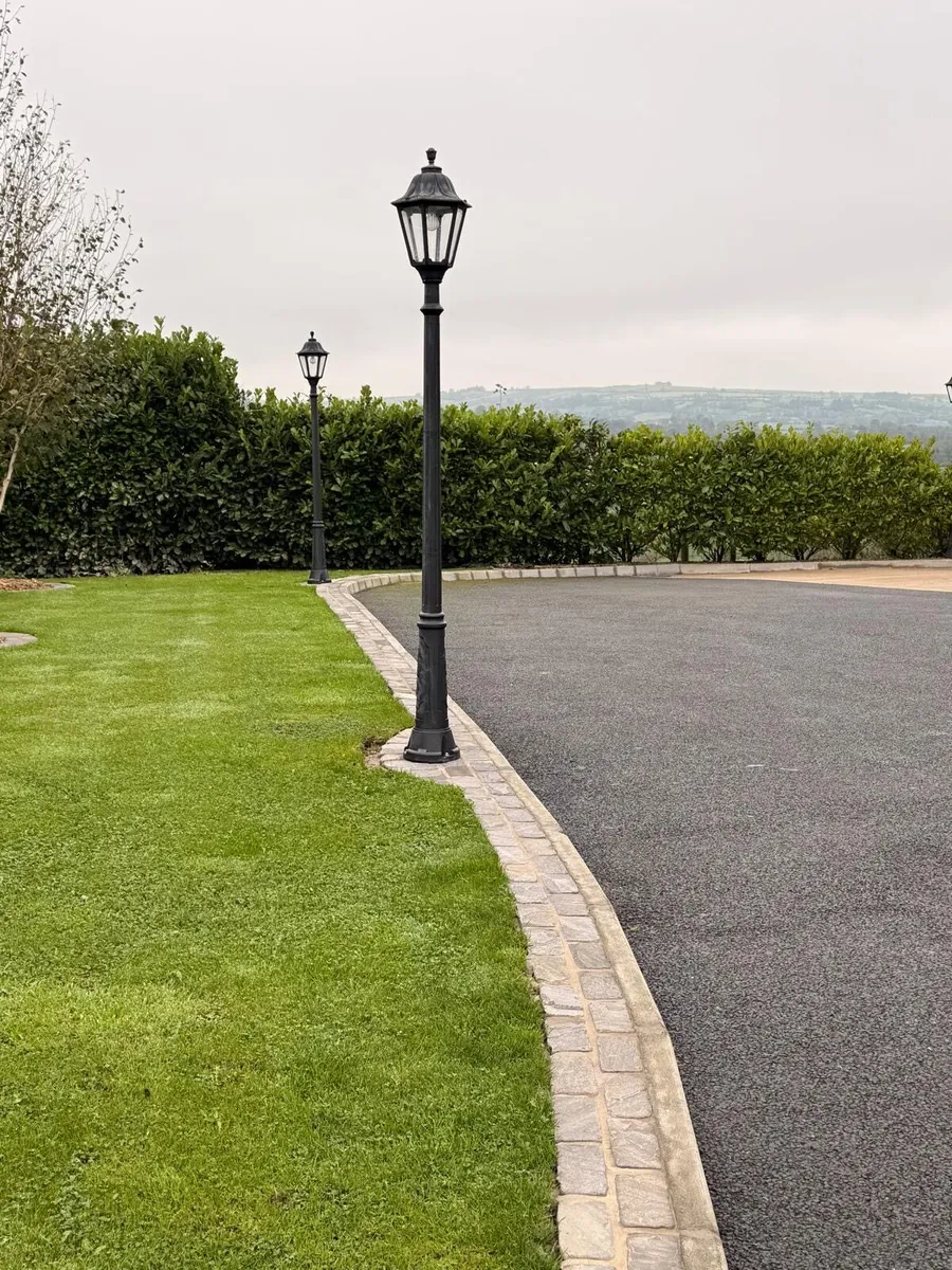 Laying porcelain - Image 3