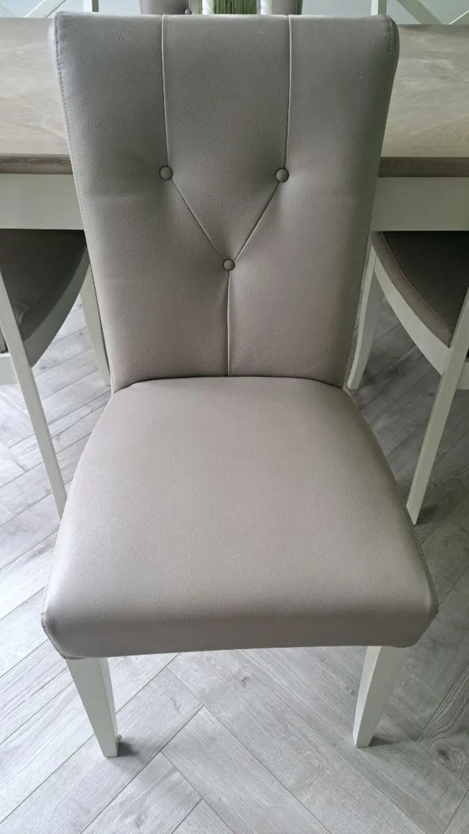 Dining Table & 6 Chairs - Image 4