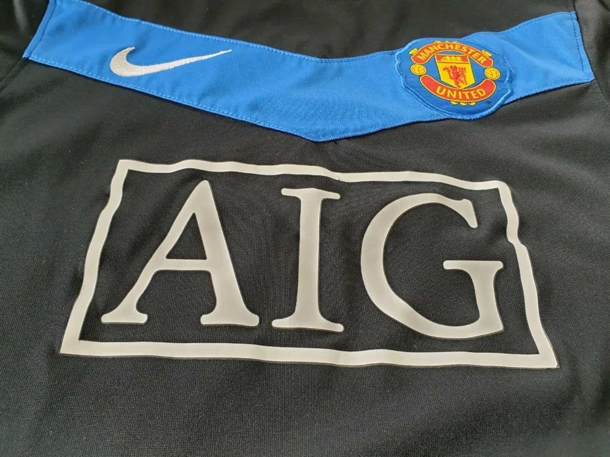 Manchester United Football Club Away Jersey 2008 - Image 4