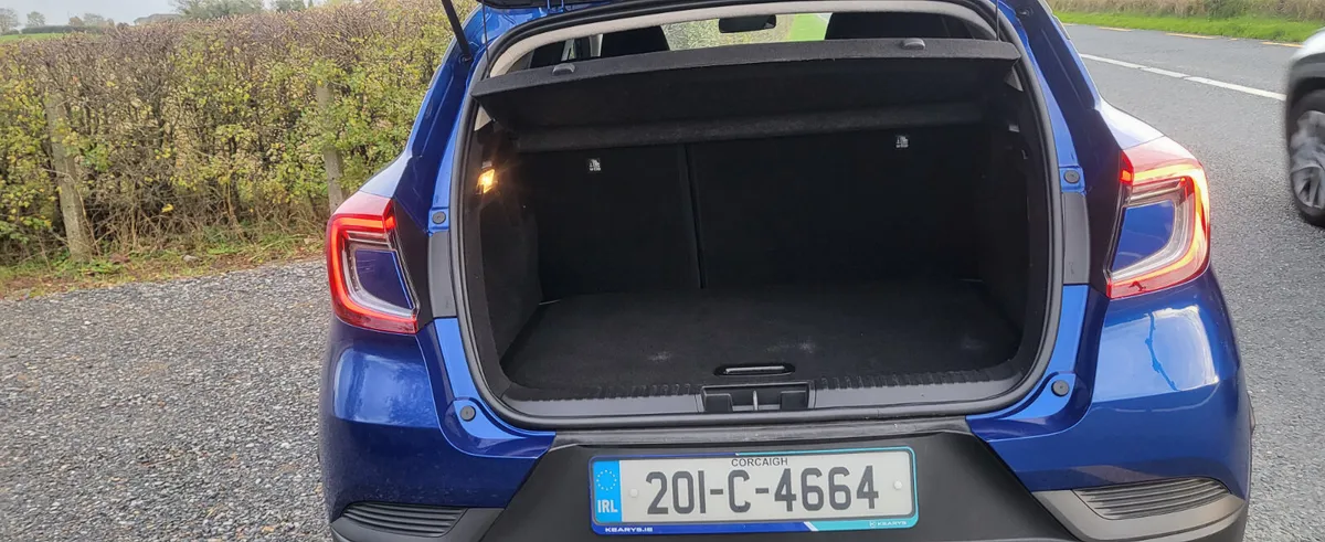 Renault Captur 2020 1.5 diesel mint condition - Image 3