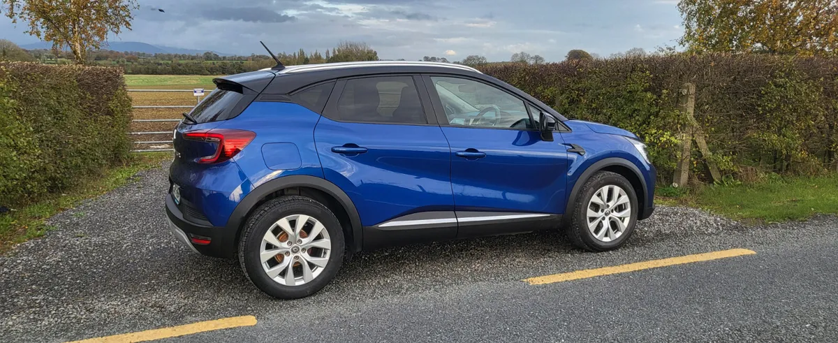 Renault Captur 2020 1.5 diesel mint condition - Image 2