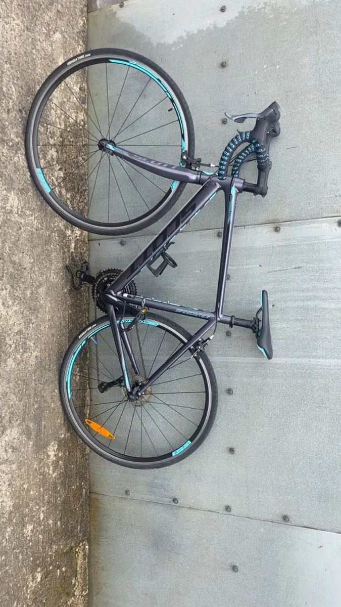 Racing bike - Image 2