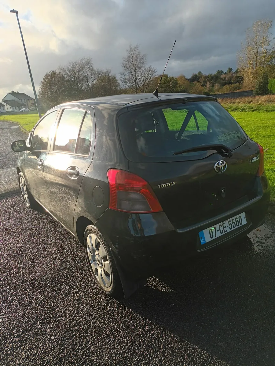 Toyota Yaris - Image 2