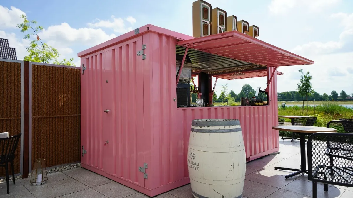 Pop-Up Bar Container – Event Ready! - Image 1