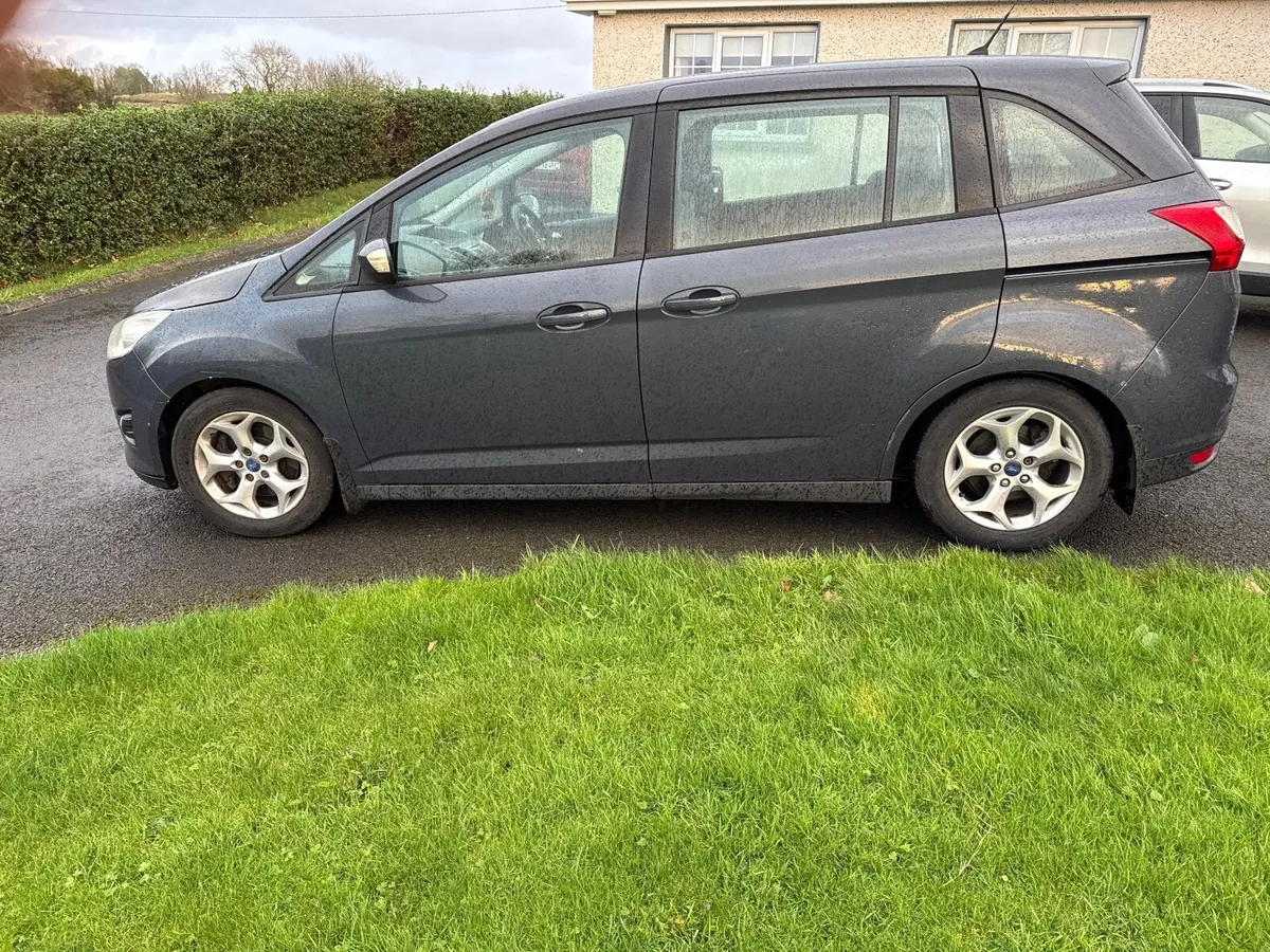 Ford Grand C-Max 2011 - Image 4