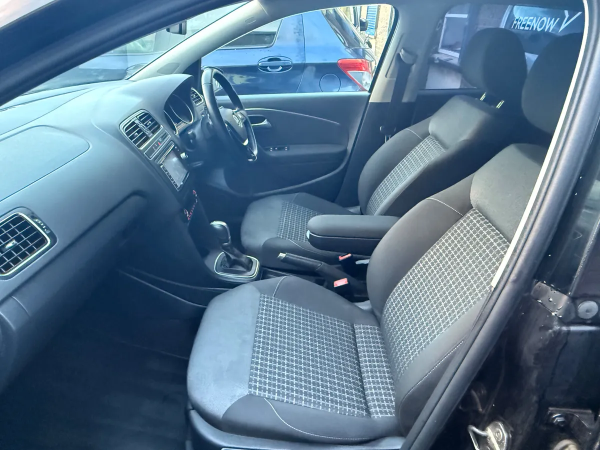 Volkswagen polo 2015 1.2 Automatic - Image 4