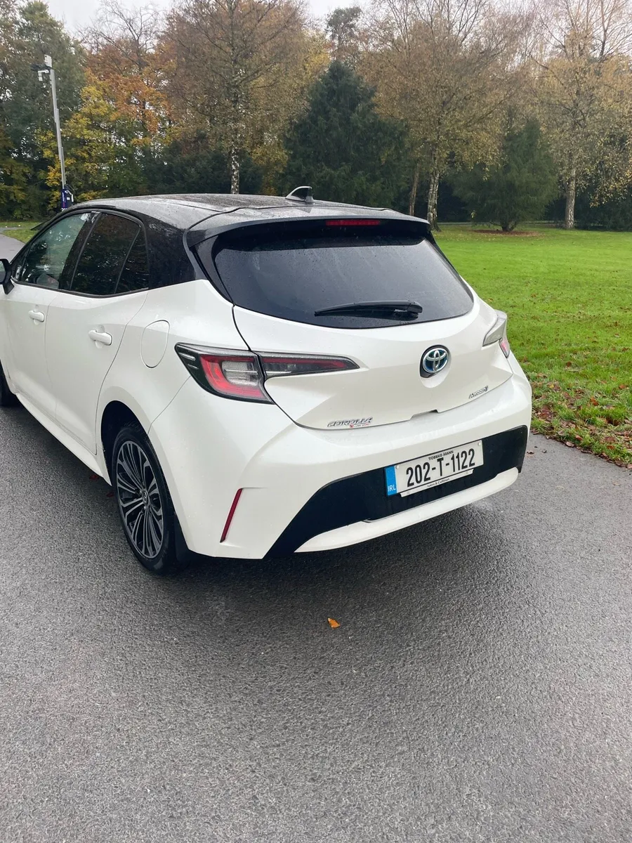 Toyota Corolla luna sport - Image 3