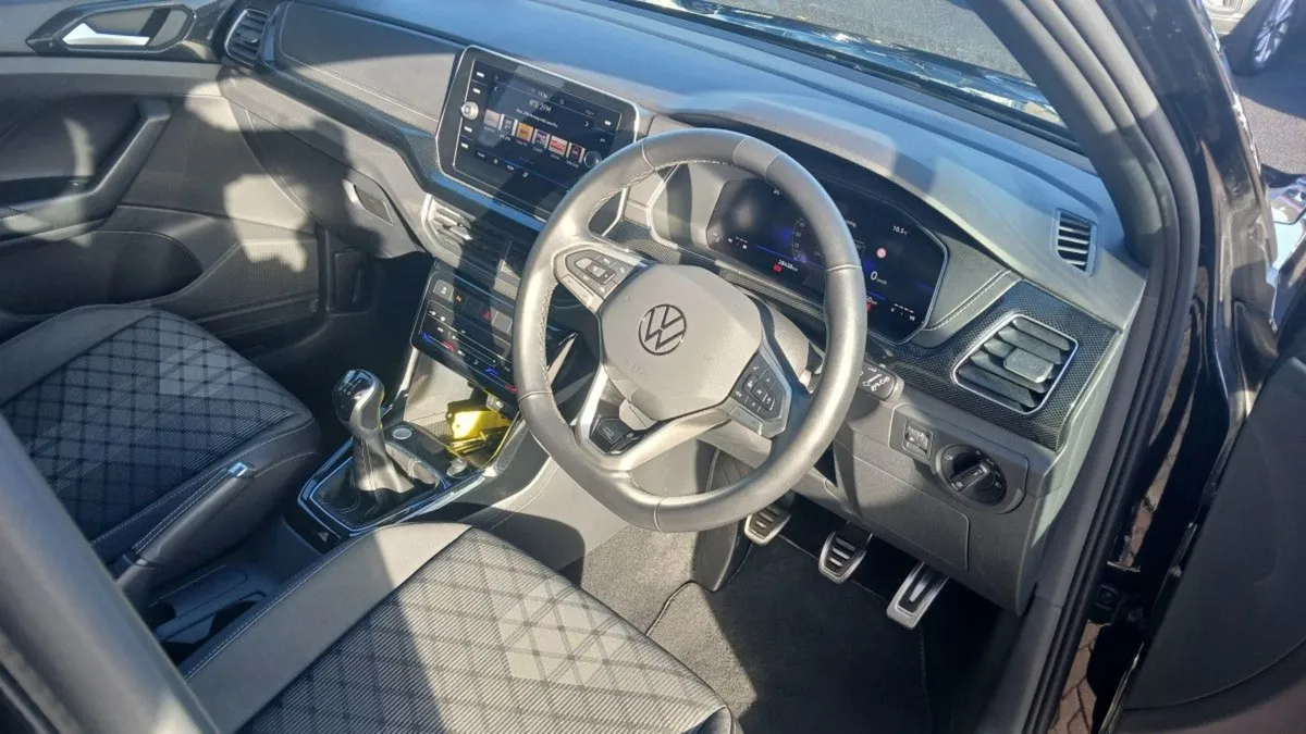Volkswagen T-Cross R-line 1.0 TSI 116HP  r-line E - Image 3