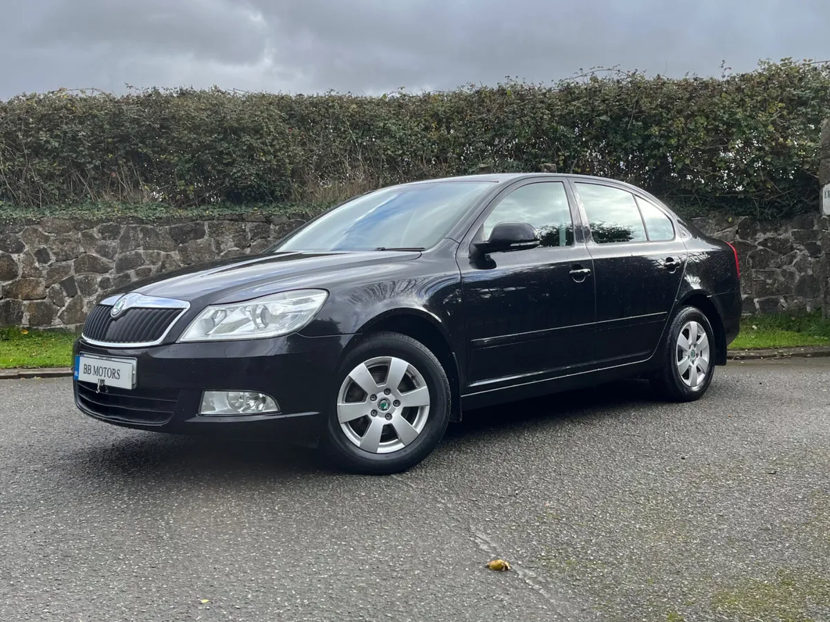 Skoda Octavia 1.2 TSI 105BHP ELEGANCE - Image 4