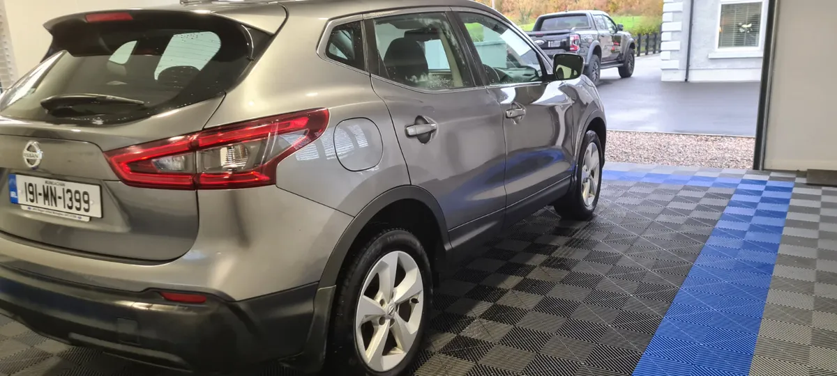 Nissan Qashqai 2019 - Image 2