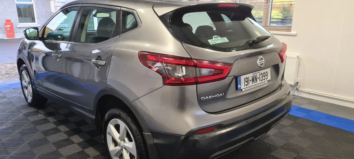 Nissan Qashqai 2019 - Image 3