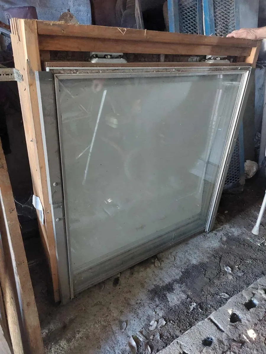 Second hand velux window - Image 1