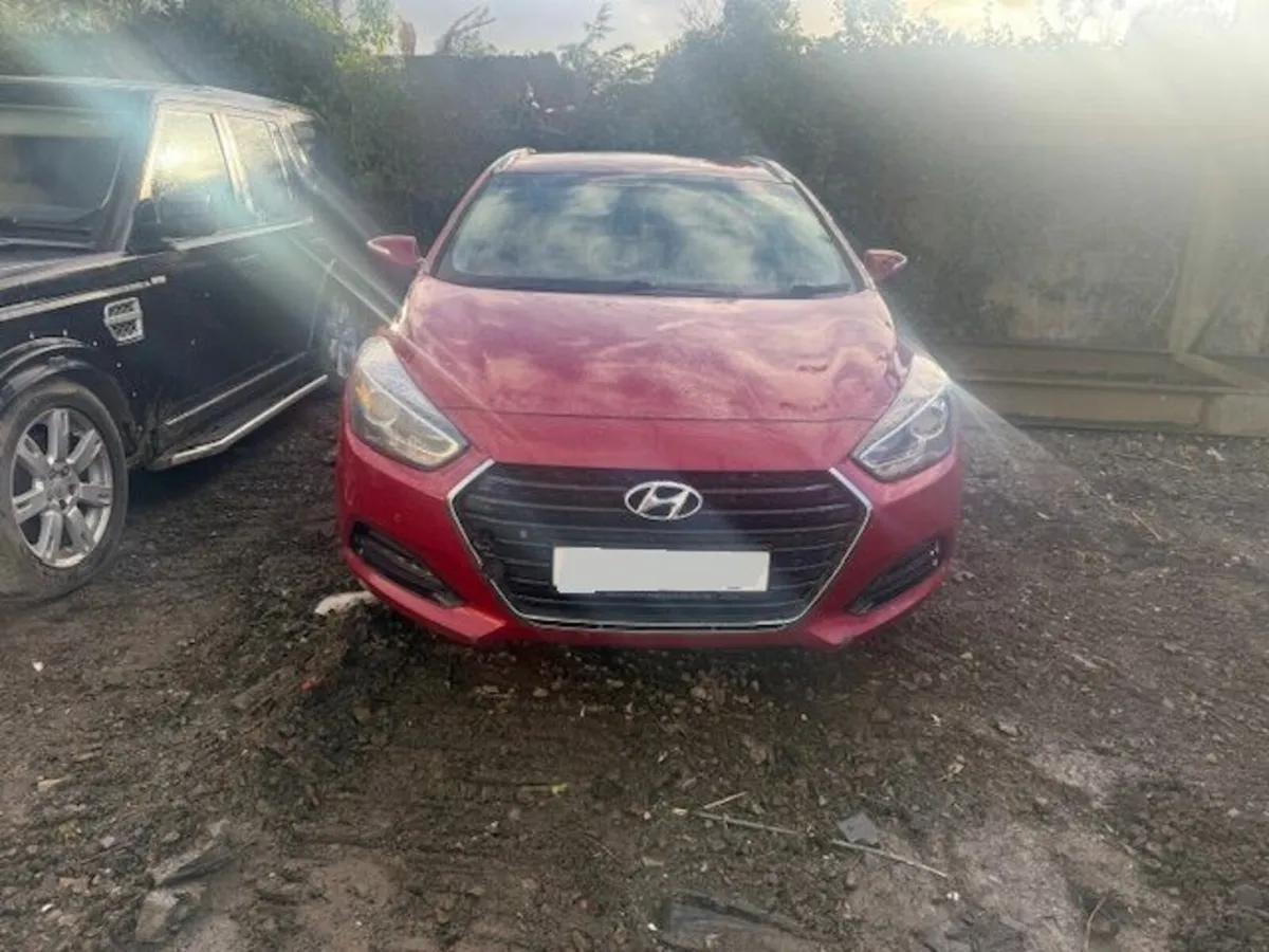 2016 HYUNDAI I40 1.7L-D - Image 1