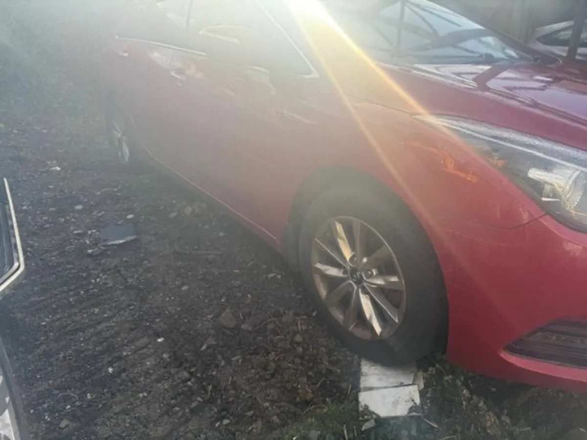 2016 HYUNDAI I40 1.7L-D - Image 2