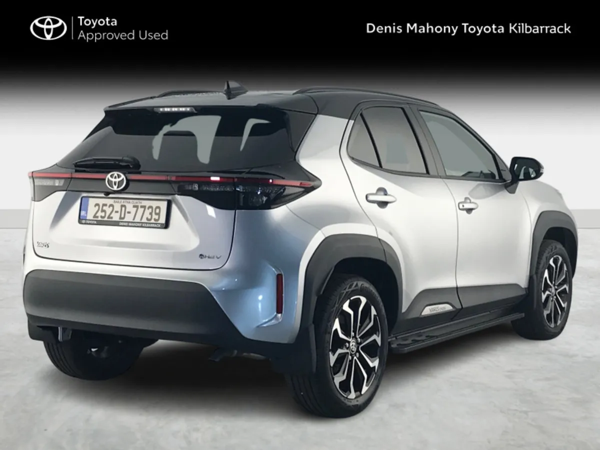 Toyota Yaris Cross Luna Sport Bi Tone - Image 2