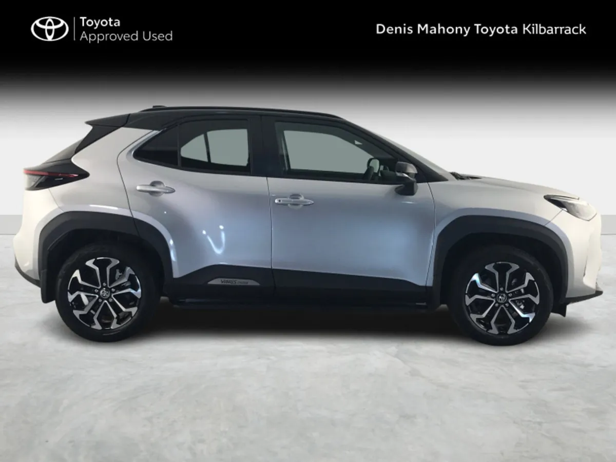 Toyota Yaris Cross Luna Sport Bi Tone - Image 3