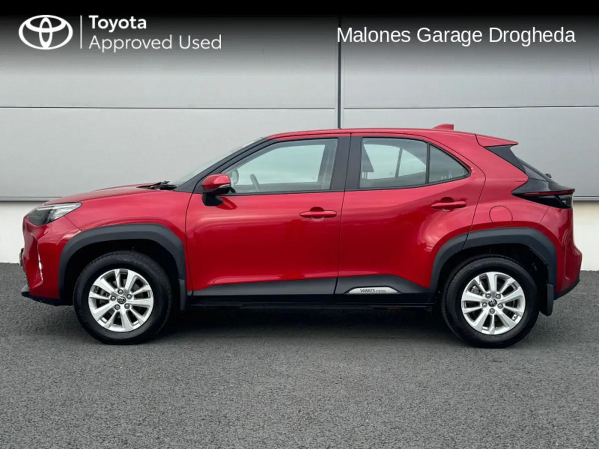 Toyota Yaris Cross 1.5 Hybrid Luna Call Now : 041 - Image 2