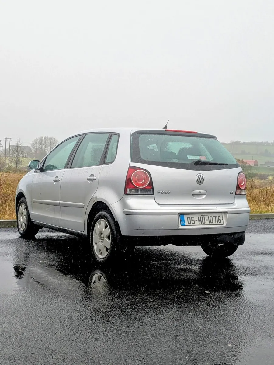 Volkswagen Polo 2005 - Image 2